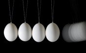 PHTweb Pendulum Eggs Ss11528023 Cr 176x108