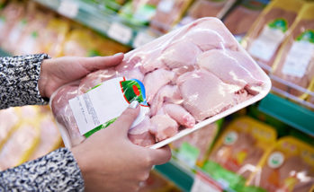 More than half of US broilers raised without antibiotics in 2018